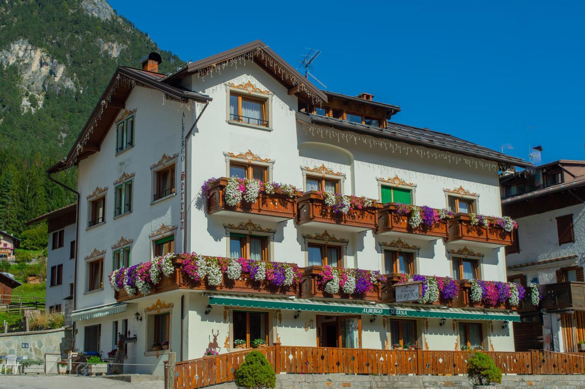 Albergo Serena Auronzo di Cadore Exterior foto